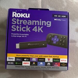 Roku Streaming Stick 4K - Purple and Black